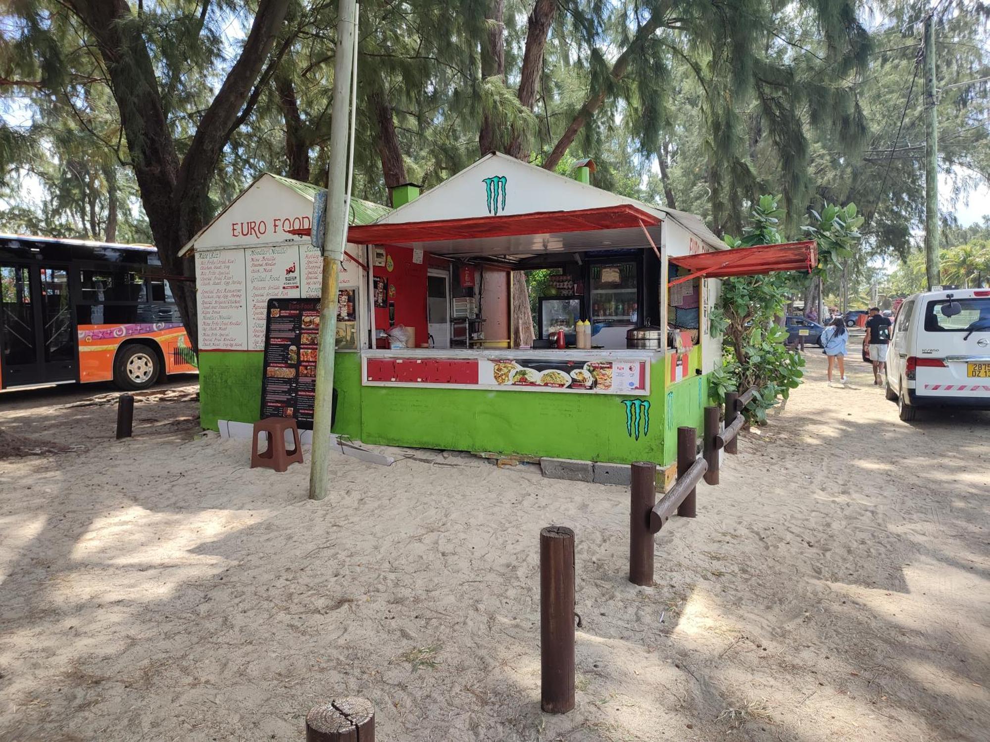 White Sand Cabana Flic en Flac Exterior photo